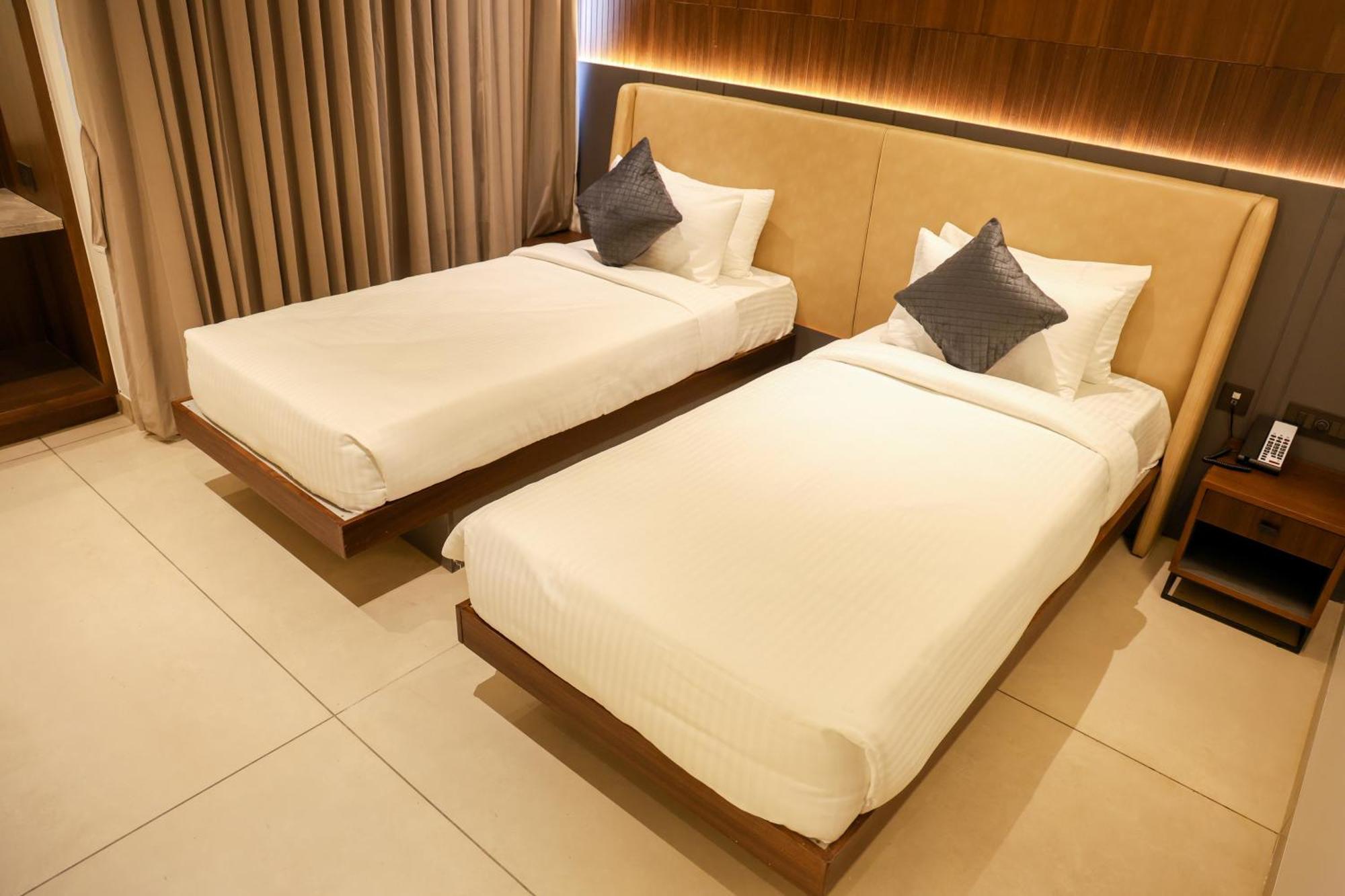 Raga - A Boutique Hotel Belgaum Exterior foto